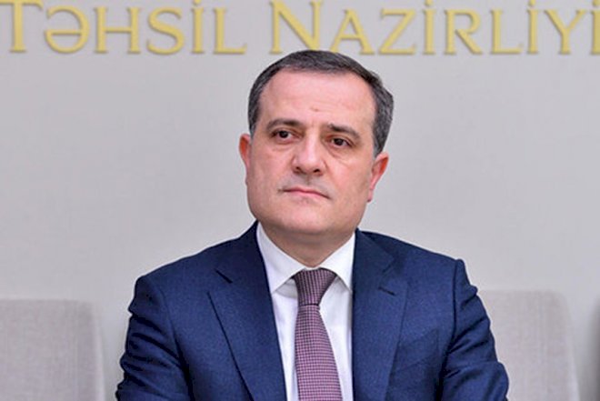    Nazir şöbə müdirini vəzifədən azad etdi   