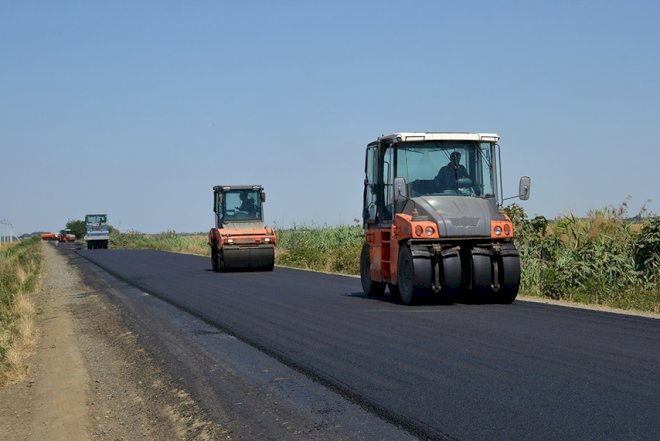    Yolların yenidən qurulması üçün büdcədən pul ayrıldı   