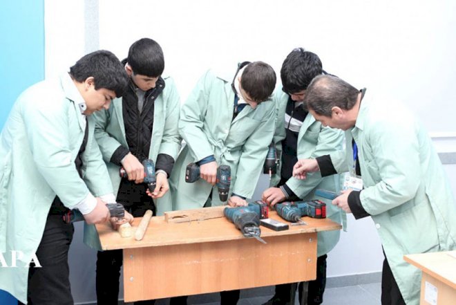    Baş nazir peşə təhsili ilə bağlı dəyişiklik etdi - Ekspert rəyi   