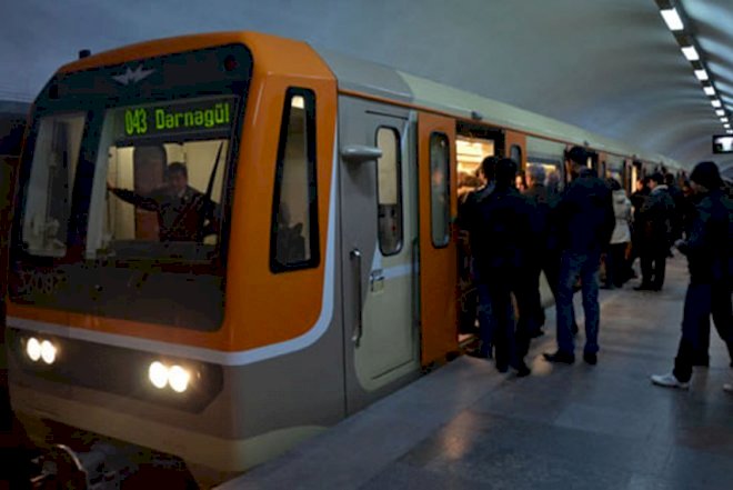    Metroda telefon oğruları tutuldu   