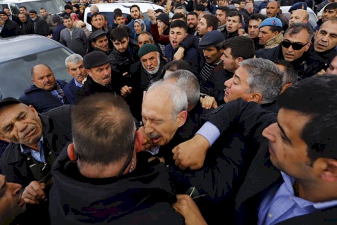    Kamal Kılıcdaroğluna hücum edildi - Video   