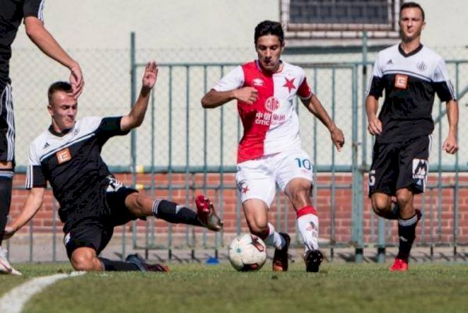    Futbolçumuz Çexiyada dubl etdi   
