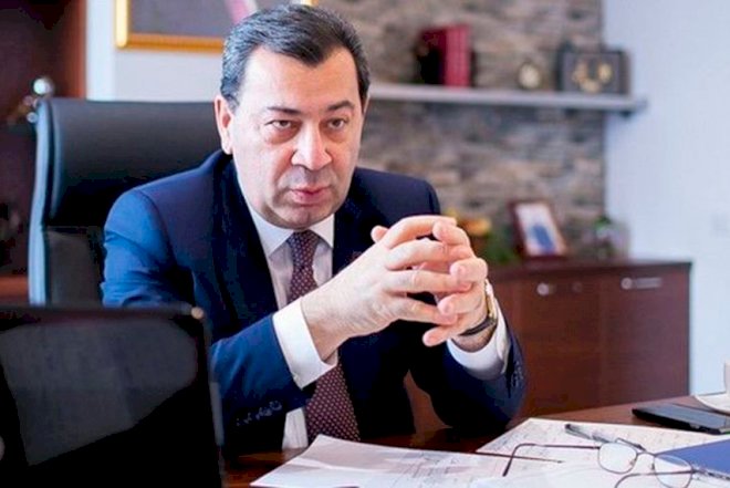    Səməd Seyidovdan poetik cavab: “O, ruhunu Şeytana satdı”   