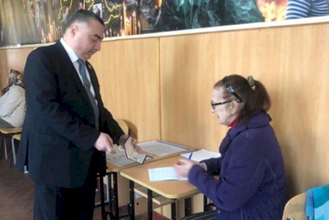    Rüfət Quliyev Ukraynada səsvermə xəbərindən danışdı: “Hələ bu qədər gülməmişdim“    