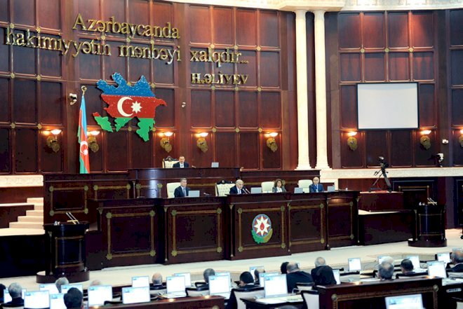    Parlamentdə qaz limiti ilə bağlı tələb   