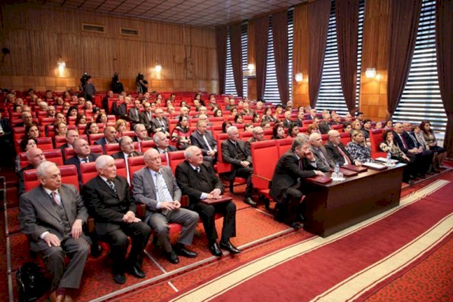    Bu alimlərin adına mükafatlar təsis edildi   