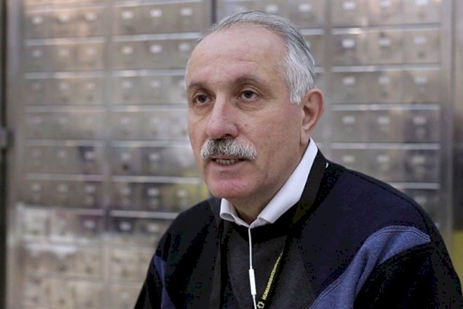    Yol polisi ilə Mehman Əliyev arasında qalmaqal   