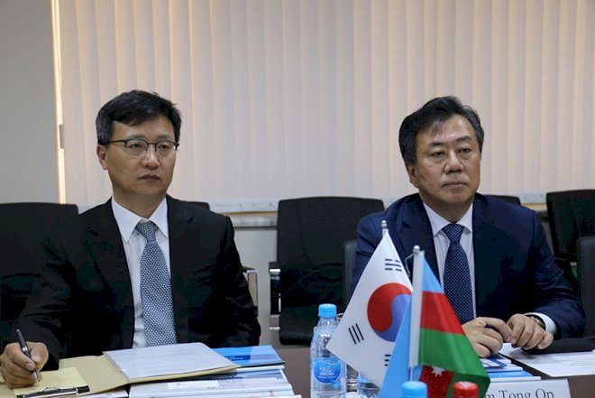    Vüsal Qasımlı Koreya səfirini qəbul edib   