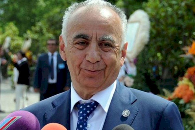    “Heydər Əliyevimizin yanına getməyə tələsirəm...” - Hacıbala Abutalıbov    