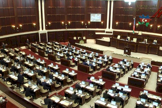    Deputatlar Almaniyaya gedir   