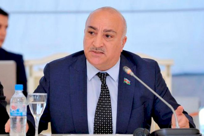    Deputatdan sensasion açıqlama: “Binamız əxlaqsızlıq yuvasına dönüb”   