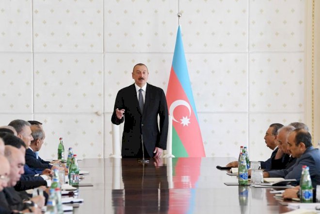    Prezident süni qiymət artımını tənqid etdi, xurmanın qiymətini qaldırdılar   