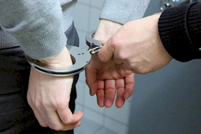    Fermadan 750 manatlıq heyvan oğurladı   