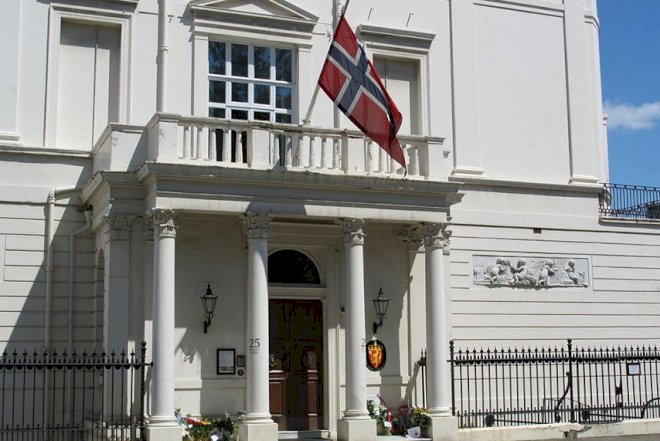    Norveçin Bakıdakı səfirliyi bağlanır   