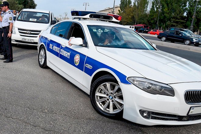    “Maşının baqajını açanda iki nəfərin meyitini gördük” - Yol polisi   