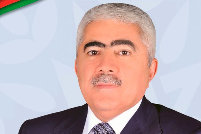    Deputatın “Kamaz”ı xəndəyə düşdü - Foto   