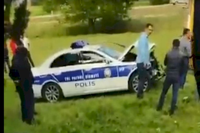    Azərbaycanda yol polisi mayoru qəza törətdi -   Video