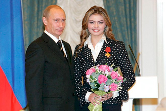    Putinin əkiz oğlanları doğuldu   