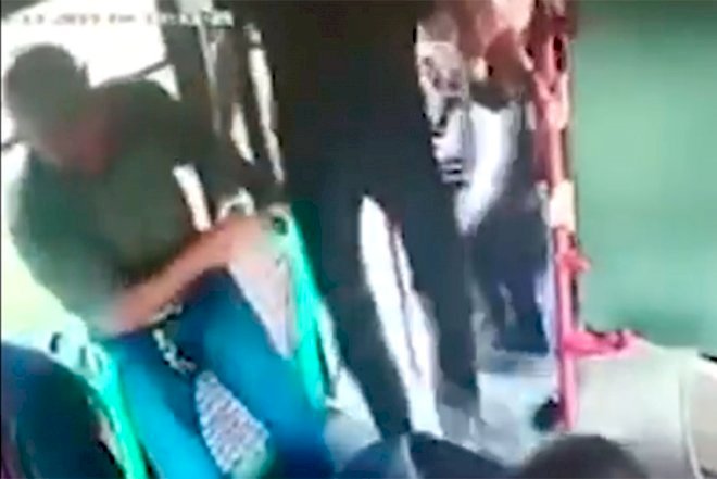    Bakıda daha bir avtobus sürücüsü və sərnişin davası -   Video