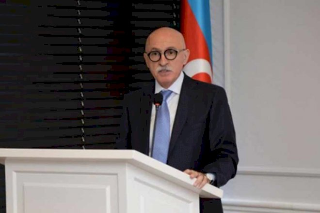   Nazir müavini şagirdlərin intiharından danışdı   
