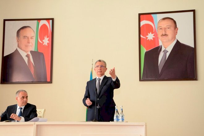    Eldar Əzizov sənədsiz evlərlə bağlı vəd verdi   