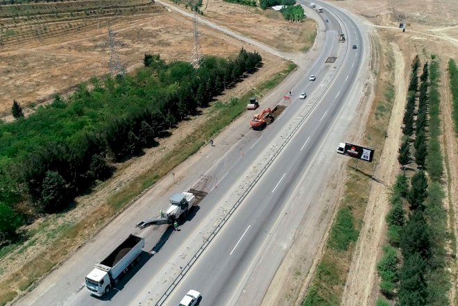    Hacıqabul-Ələt yolu təmir edilir   