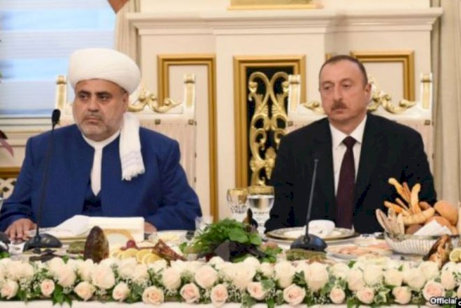    İlham Əliyev iftar süfrəsində   