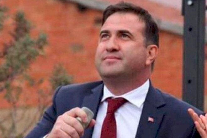    Türkiyədə bələdiyyə sədri öldürüldü   
