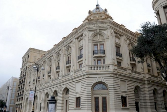    Musiqili Teatr işçi axtarır   