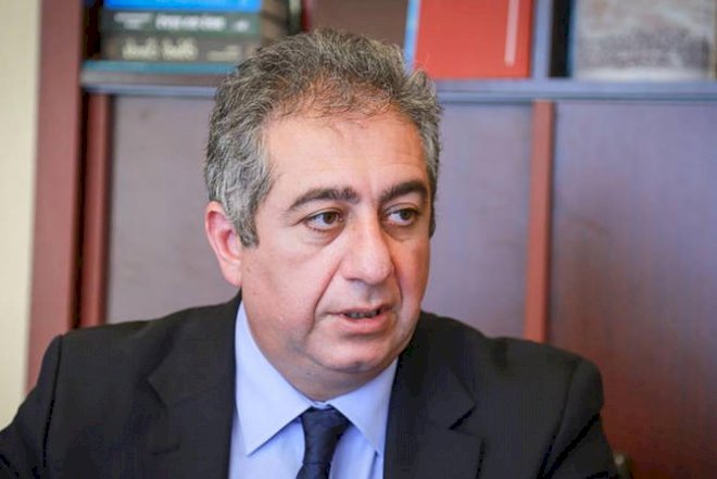    İqtisadçıdan hakimiyyətə açıq sual:   “Niyə biz başqalarından pis yaşayırıq?”