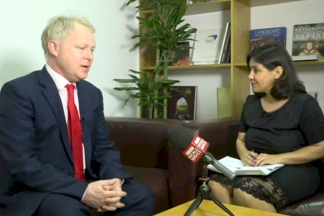    “Təyyarə qiyməti bir az yüksək idi” -   Britaniyalı diplomat 