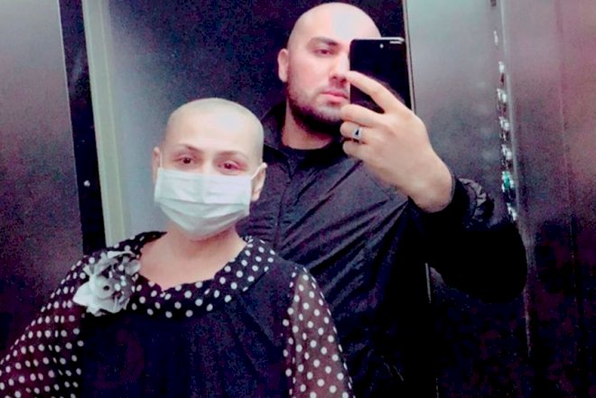    Xərçəng olan “Toppuş bacı” keçəl oldu, əri dəstək verdi -   Foto
