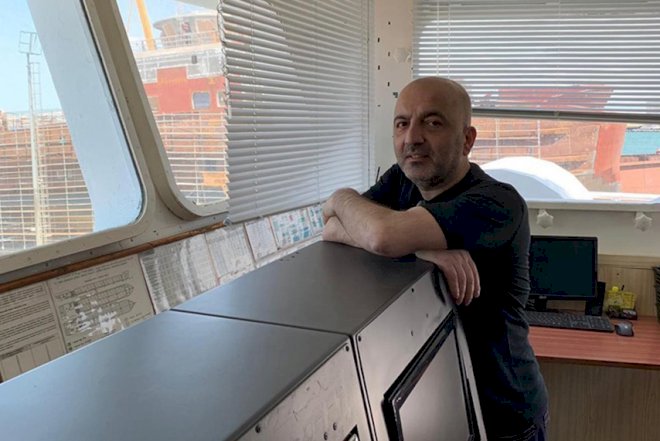    “İt hürər, karvan keçər” –   Mübariz Mənsimov