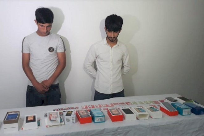    Mağazanı soyanlar ələ keçdi   