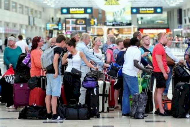   Gürcüstana rekord sayda turist axını   