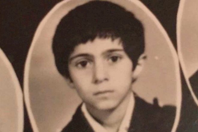    Məşhur meyxanaçı uşaqlıq şəklini paylaşdı -   Foto