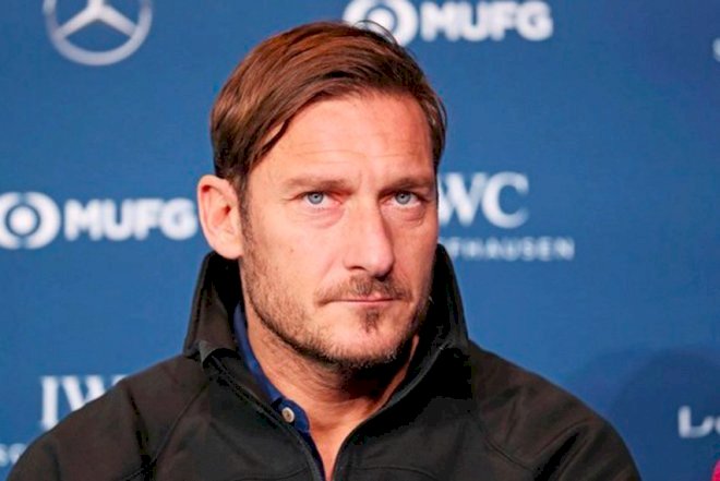    Totti “Roma”dan ayrıldı   