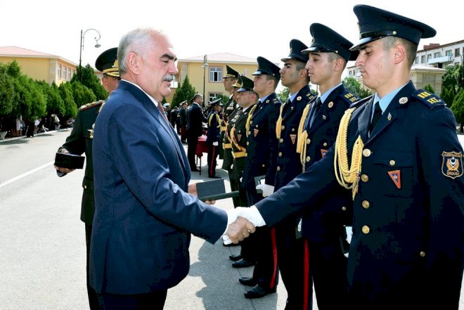    Vasif Talıbov onlara hədiyyə verdi   