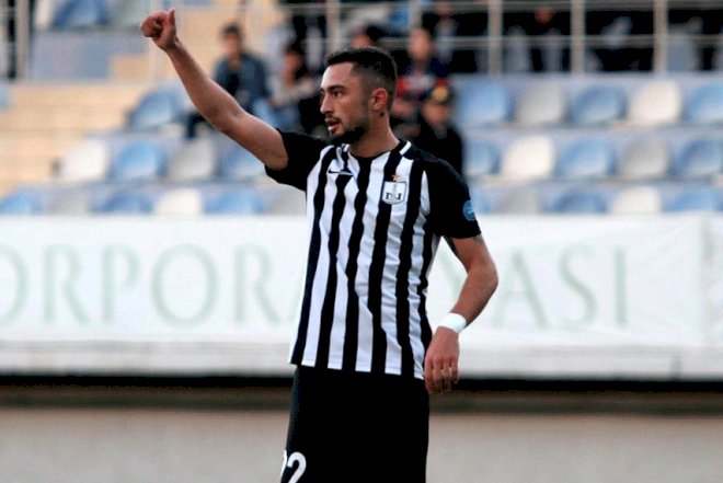    Mirabdulla “Neftçi”ni məhkəməyə verir   