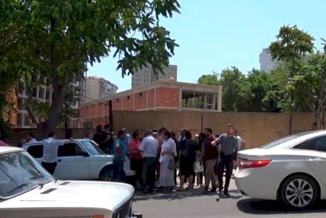    Qalmaqallı şirkət Nərimanov sakinlərini ayağa qaldırdı   