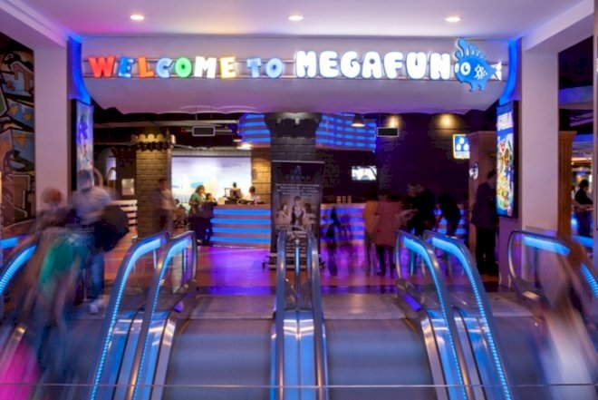    “Megafun”da partlayış, məşhur müğənni də xəsarət alıb –   Yaralılar var