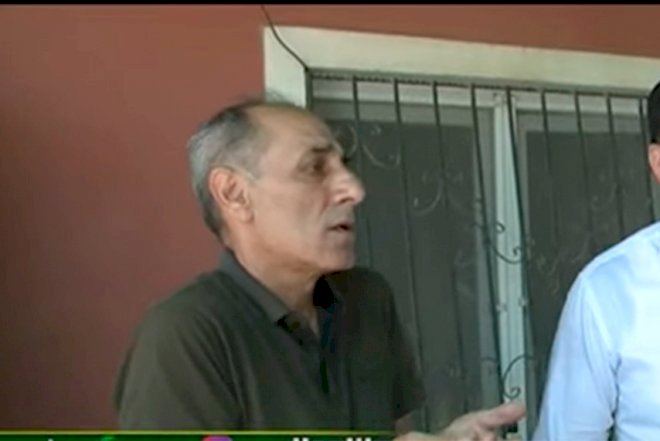    Azərbaycanda şok hadisə: Oğul atasını qab yuduğu üçün evdən qovdu -   Video
