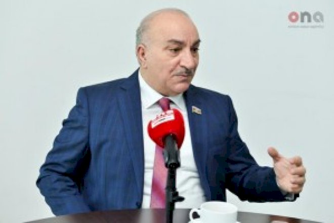    “Ölkədən çıxardıqları pulları qaytarsınlar…” -   Deputat 