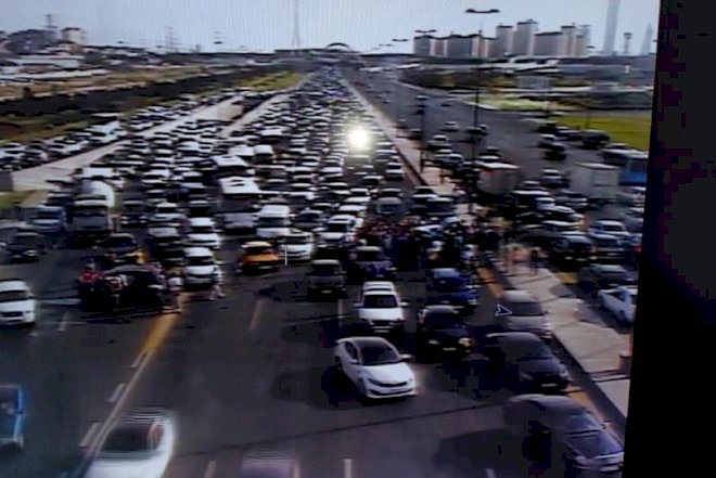    Prospektdə qəza, böyük tıxac yarandı   