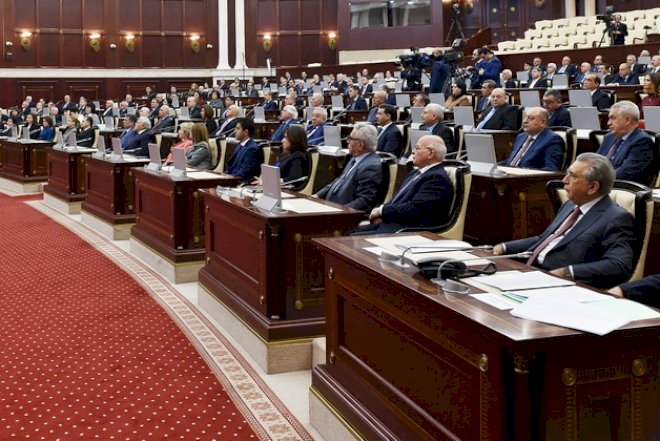    Parlament niyə fövqəladə toplanır? –   Sensasion iddialar