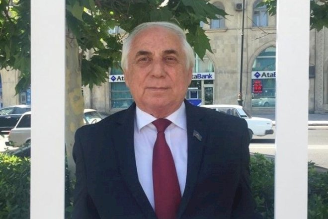    Hadi Rəcəbli qaş düzəldən yerdə göz çıxardı    