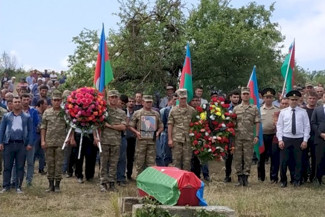    Şəhidlərimiz dəfn edildi - Foto   
