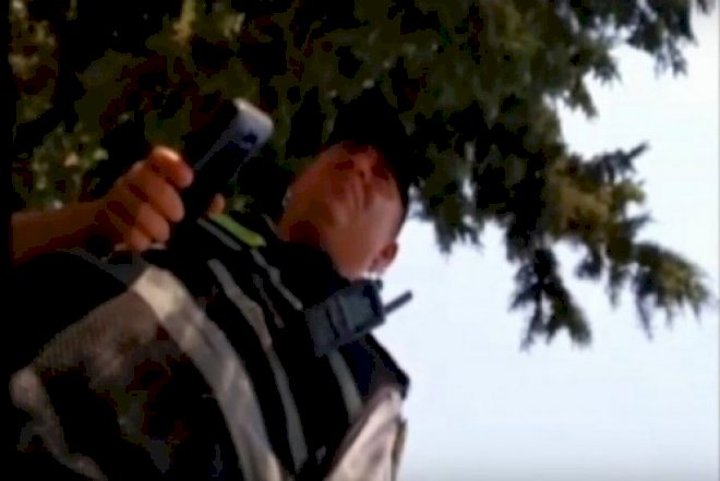    Piyadadan 10 manat rüşvət alan polislər işdən çıxarıldılar   