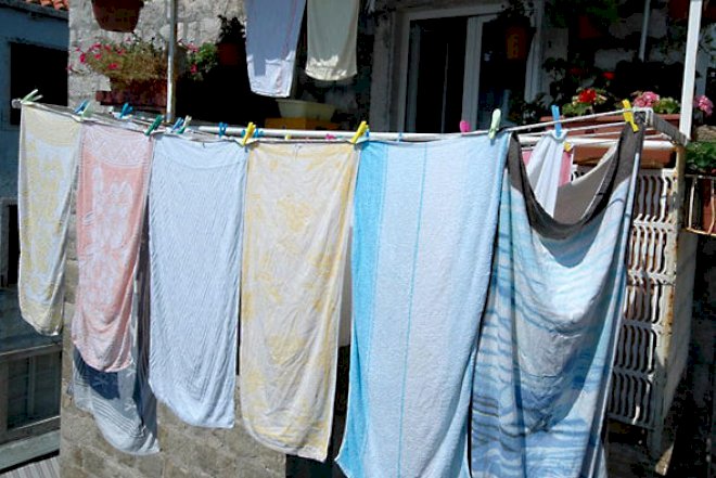    Bakıda eyvanda paltar qurutmağa son qoyulur – Polisdən xəbərdarlıq   