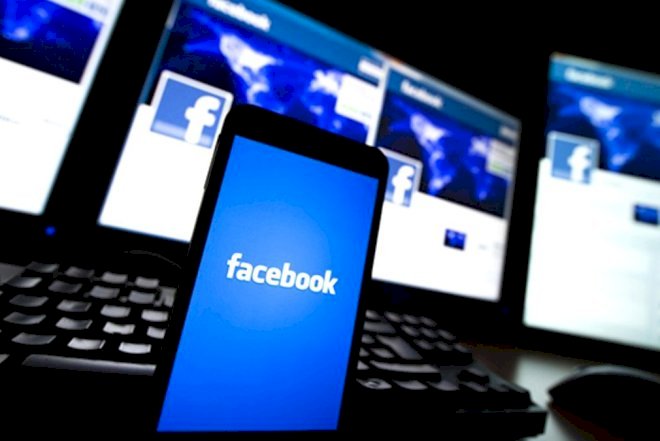    “Apple”ın həmtəsisçisi ”Facebook”u silməyi tövsiyə edir   